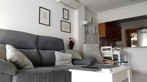 isi99999 online show from 04/24/26, 01:02