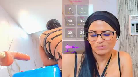 Snapshot of isis_car0lina chatting on 06/08/26, 01:33 Isis car0lina online show from 06/08/26, 01:33