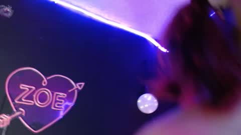 Isisjones18 online show from 09/20/25, 04:24