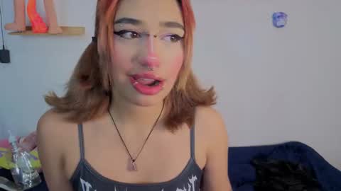 Isisjones18 online show from 11/03/25, 09:21