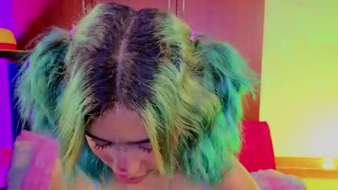 Isisjones18 online show from 05/05/26, 03:25
