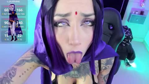 Isis Raichu online show from 11/25/25, 09:15