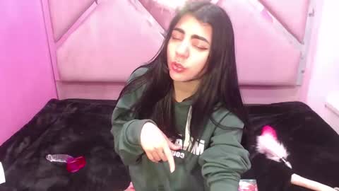 isisrousexx online show from 01/09/25, 07:31