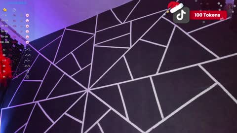 Isis Independent model online show from 12/15/24, 11:01