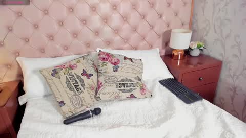 Vanessa online show from 02/01/25, 02:24