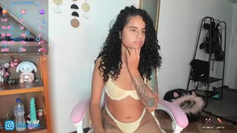 Isla Blue online show from 07/21/26, 11:51