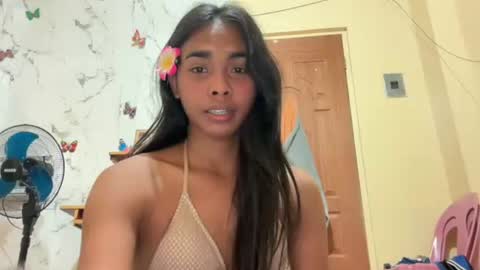 Snapshot of island_girlxxx chatting on 06/08/26, 09:53 Alona online show from 06/08/26, 09:53