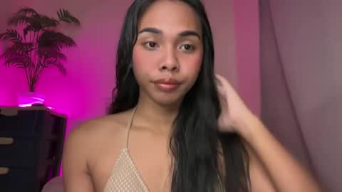 Snapshot of island_girlxxx chatting on 07/21/26, 11:45 Alona online show from 07/21/26, 11:45
