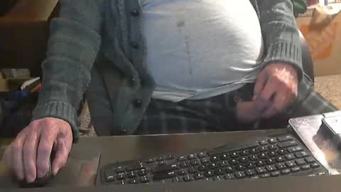 Duke online show from 11/10/25, 01:37