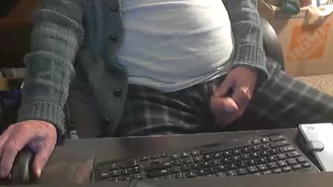 Duke online show from 11/12/25, 04:40