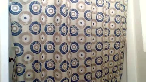 islandmaker online show from 10/27/25, 08:07