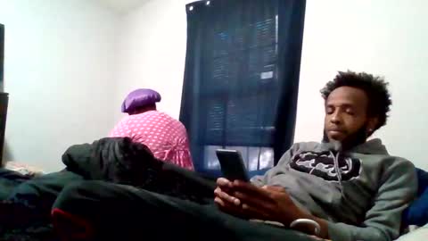 Snapshot of islandmaker chatting on 02/05/26, 09:41 islandmaker online show from 02/05/26, 09:41