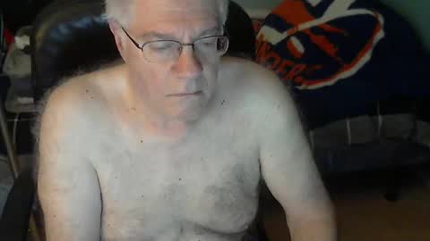 Snapshot of islesman22 chatting on 09/20/25, 09:32 islesman22 online show from 09/20/25, 09:32