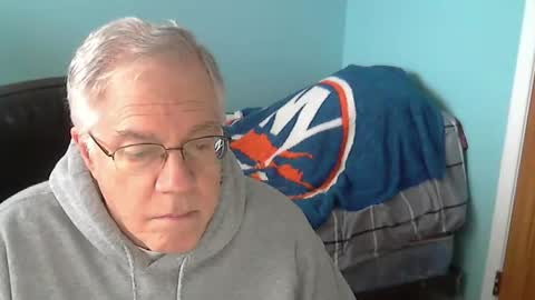 islesman22 online show from 12/21/25, 07:21