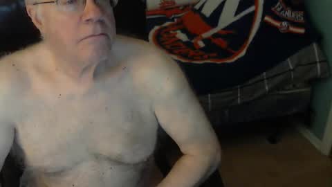 islesman22 online show from 05/05/26, 09:17
