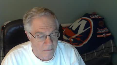 islesman22 online show from 05/10/26, 01:55