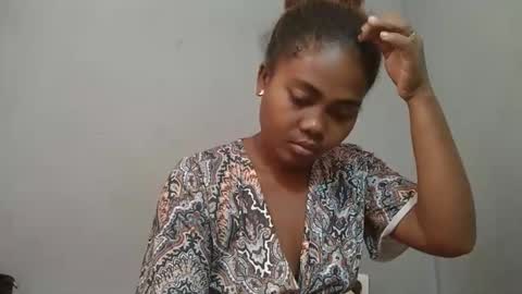 ismayrah online show from 04/21/26, 03:57