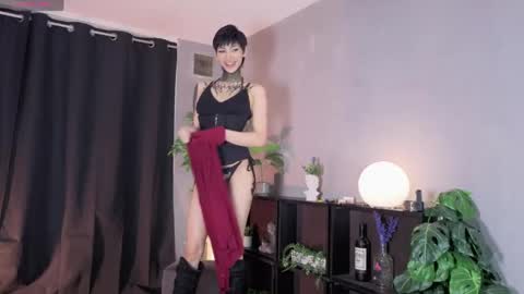 Julyane online show from 04/15/26, 12:50