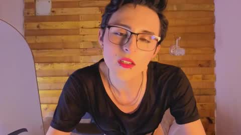 Isol online show from 04/23/26, 10:45