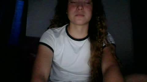 Snapshot of issa30213 chatting on 04/03/26, 07:34 Issa online show from 04/03/26, 07:34