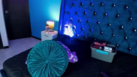 Snapshot of issa_clark01 chatting on 01/06/26, 09:29 Issa online show from 01/06/26, 09:29