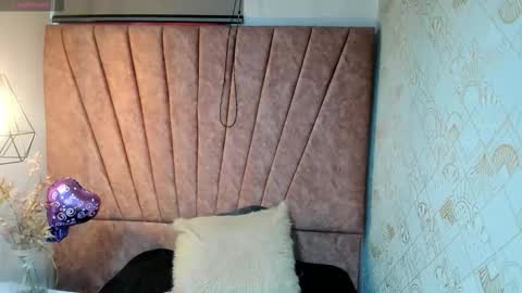 ISSA MILF online show from 10/12/25, 12:04