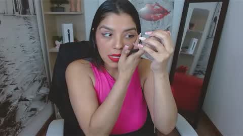 Issa  online show from 03/12/25, 04:02