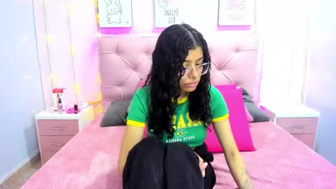 Issa  online show from 11/21/25, 03:38