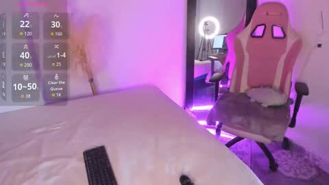  Isa Goddes  online show from 10/01/25, 06:47