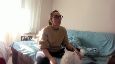 Issabelle online show from 03/05/25, 06:54