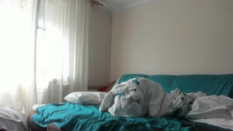 Issabelle online show from 09/10/25, 05:40