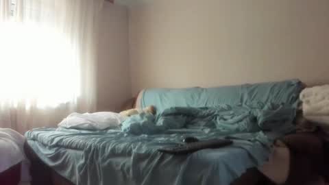 Issabelle online show from 03/22/26, 05:22