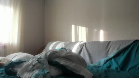 Snapshot of issabelle_69 chatting on 05/11/26, 03:56 Issabelle online show from 05/11/26, 03:56