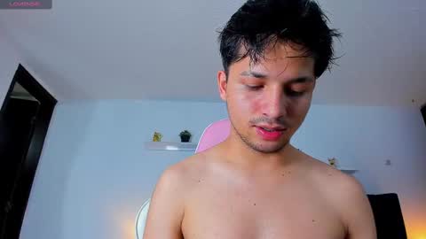 Snapshot of issac_james chatting on 09/17/25, 03:41 Issac online show from 09/17/25, 03:41