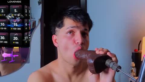 Issac online show from 01/09/26, 04:59