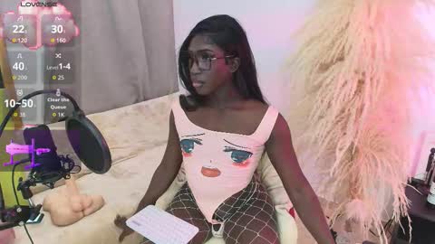 Iseey online show from 02/10/26, 02:15