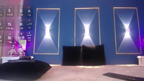 Snapshot of issyrosse chatting on 12/14/24, 12:12 Isabelle online show from 12/14/24, 12:12