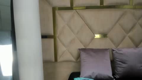 Issys online show from 01/13/26, 03:01