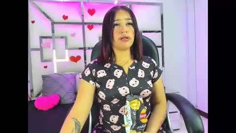 Snapshot of issysleblanc chatting on 02/12/26, 02:50 Issys online show from 02/12/26, 02:50