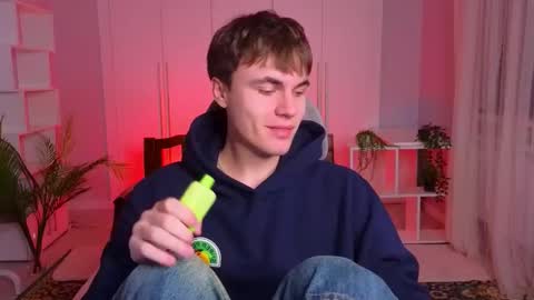 Maks online show from 01/31/25, 10:31