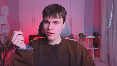 Maks online show from 02/01/25, 10:15