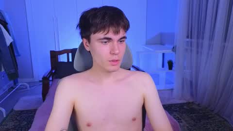 Maks online show from 02/18/25, 02:06