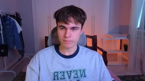 Maks online show from 02/23/25, 09:11