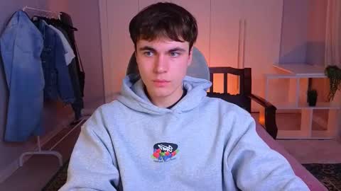 Maks online show from 03/11/25, 12:17