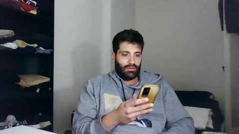 Snapshot of italianboybcn chatting on 02/26/25, 09:32 italianboybcn online show from 02/26/25, 09:32