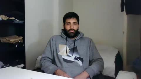 Snapshot of italianboybcn chatting on 02/27/25, 09:58 italianboybcn online show from 02/27/25, 09:58