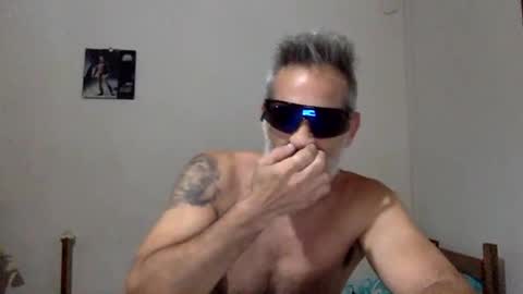 Snapshot of italiankingstripper chatting on 02/06/26, 11:13 italiankingstripper online show from 02/06/26, 11:13