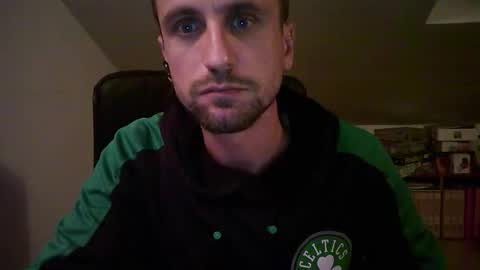 Snapshot of italiano116116 chatting on 11/24/25, 04:18 italiano116116 online show from 11/24/25, 04:18