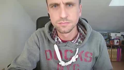 Snapshot of italiano116116 chatting on 11/27/25, 09:22 italiano116116 online show from 11/27/25, 09:22