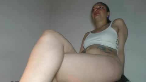 italiasex1 online show from 03/25/26, 04:35